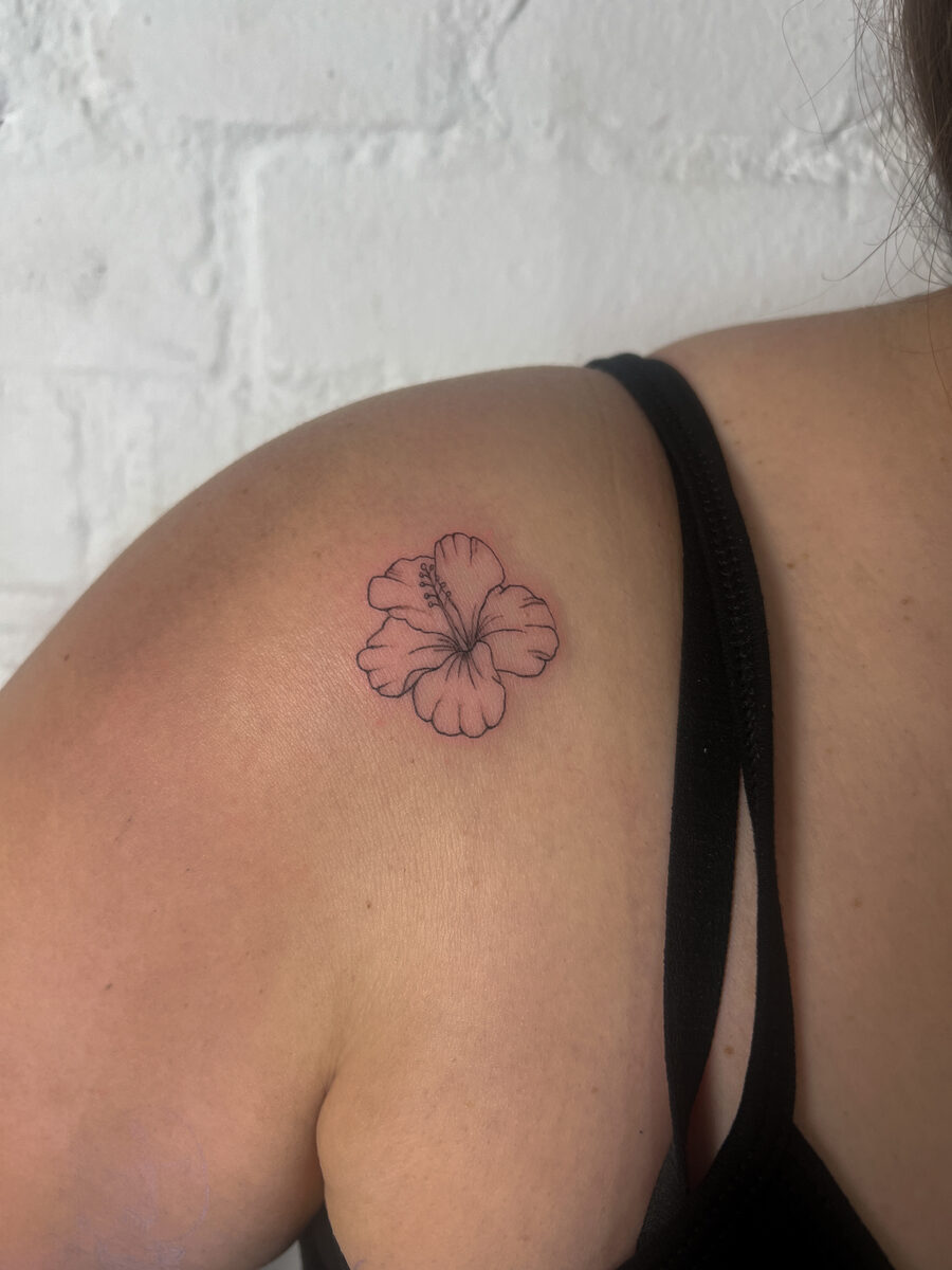 Hibiskus – Noir Ink by J