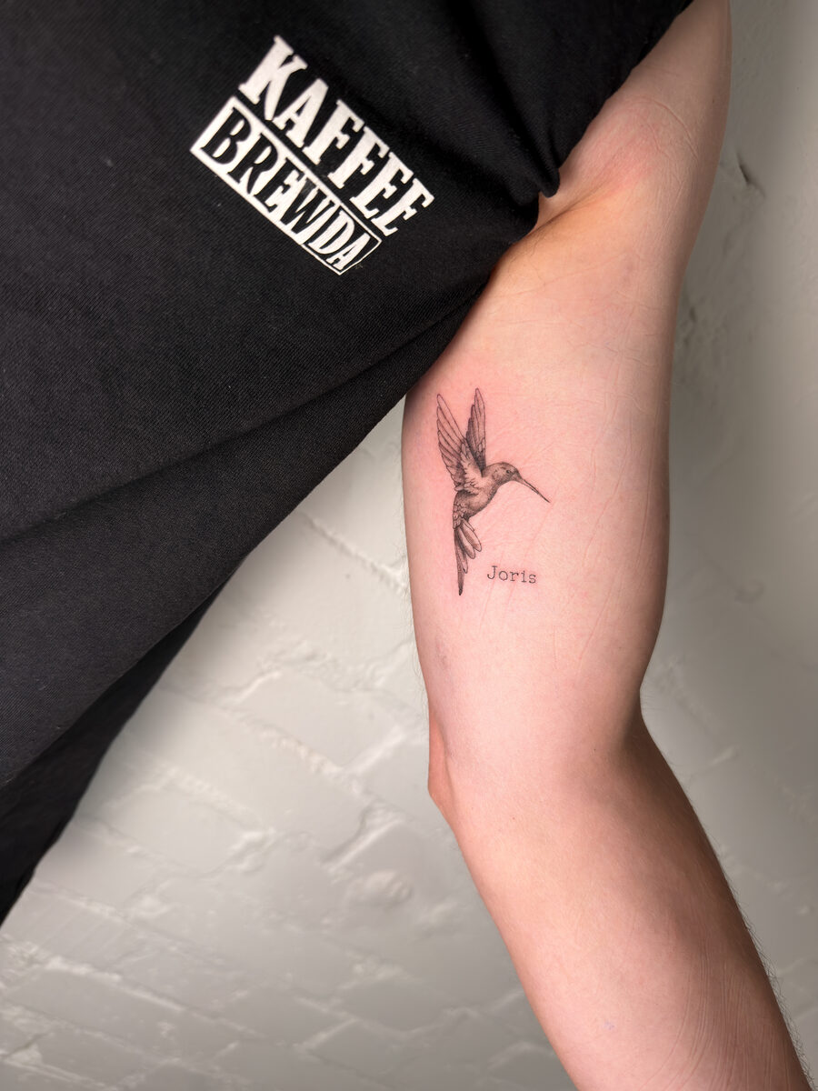 Kolibri – Noir Ink by J